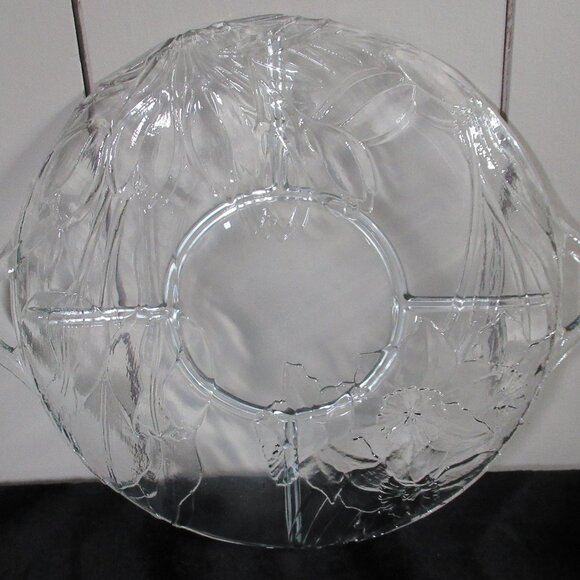 Colony Crafts Round Glass Relish Dish - Picture 4 of 7